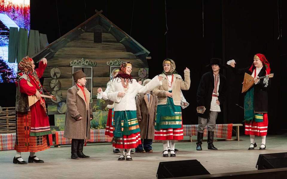 В семнадцатый раз в Воронеже прошел Рождественский фольклорный фестиваль