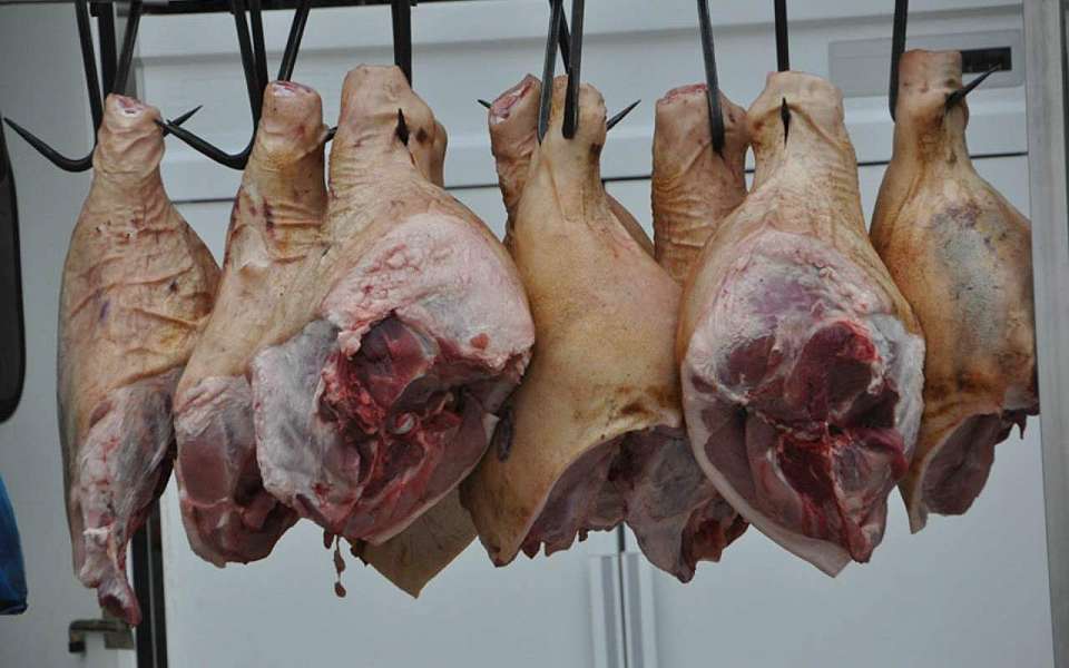 Изъяли 400 кг опасного мяса из воронежских рынков и магазинов