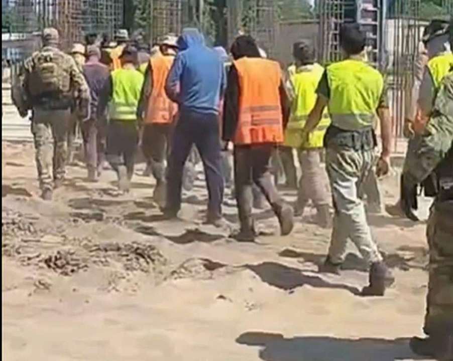 Из РФ выдворили 27 работавших в Воронежской области мигрантов-нелегалов