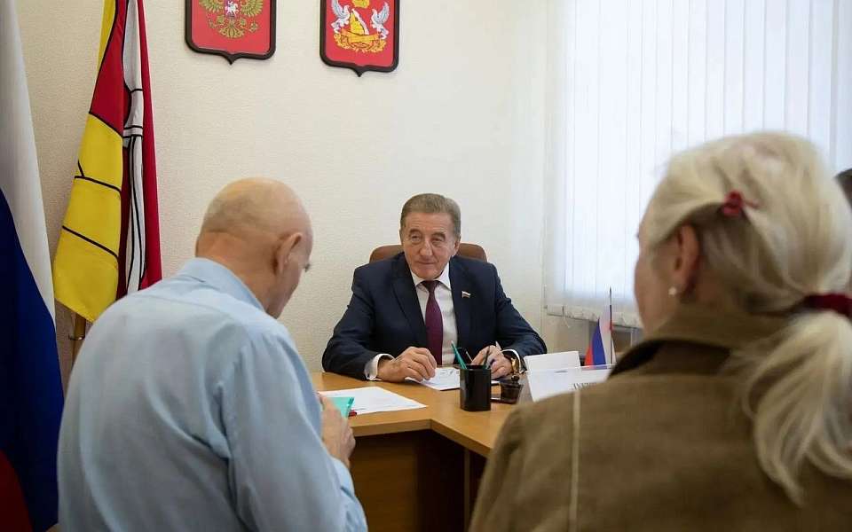 Сергей Лукин провел прием граждан в областной Думе