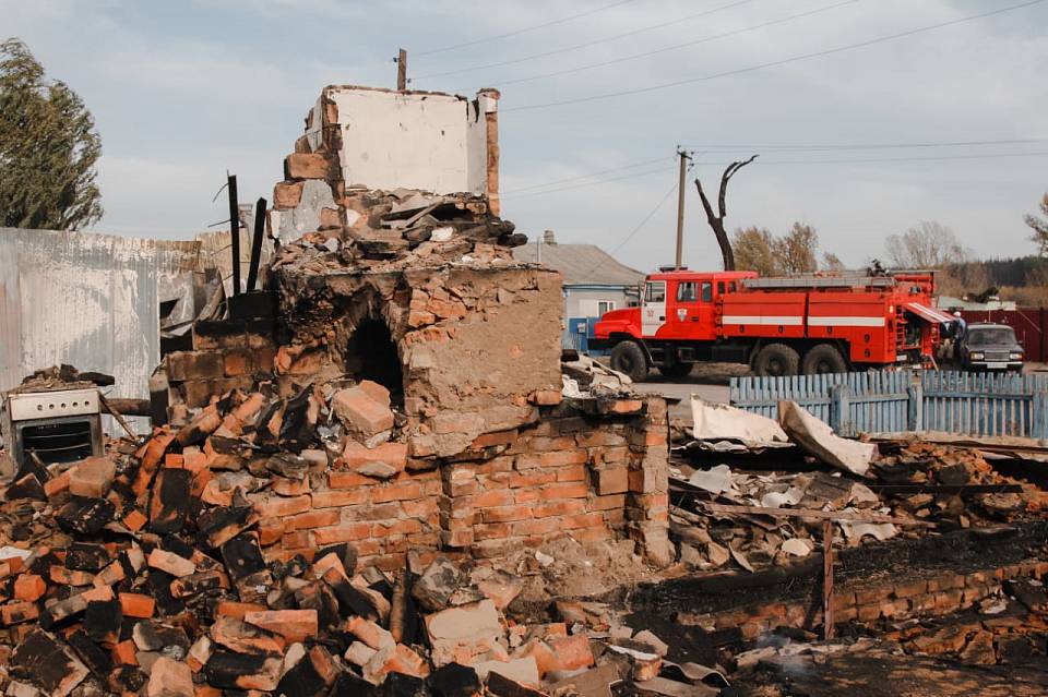 Губернатор Гусев поддержал пострадавших от пожаров и призвал воронежцев к ответственности 