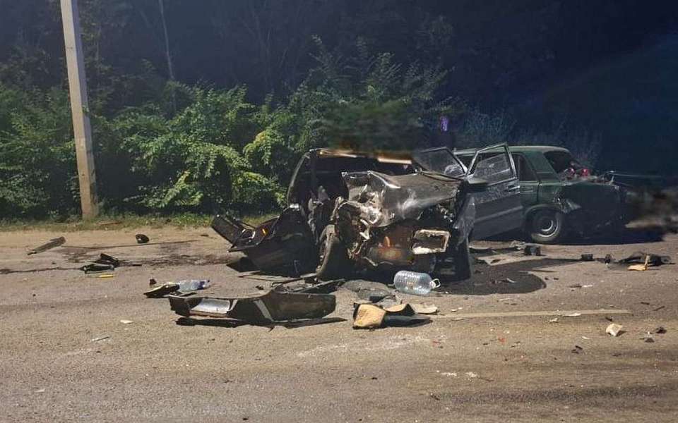 Пьяный автомобилист устроил массовое ДТП с 15-летней пострадавшей в Воронеже