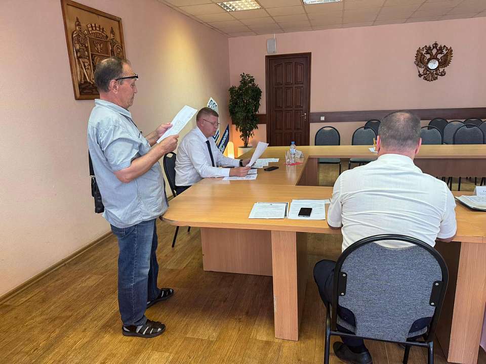 В Коминтерновском районе прошел прием граждан по личным вопросам