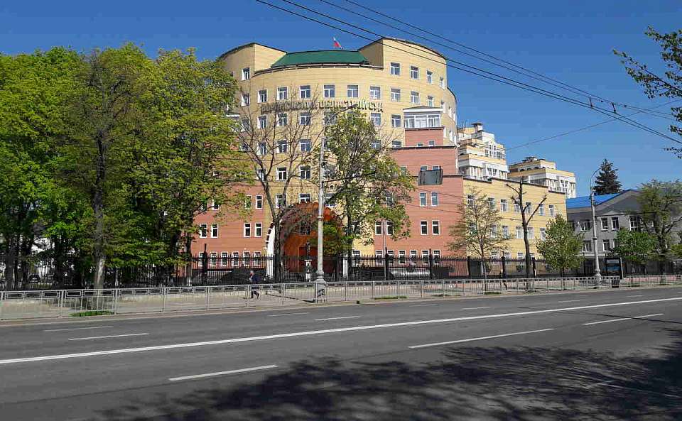 Дела попавшей под уголовную статью о коррупции воронежской судьи передают её коллегам