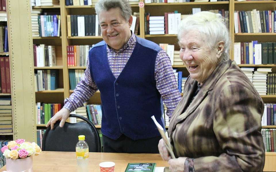  В Коминтерновском районе состоялась творческая встреча