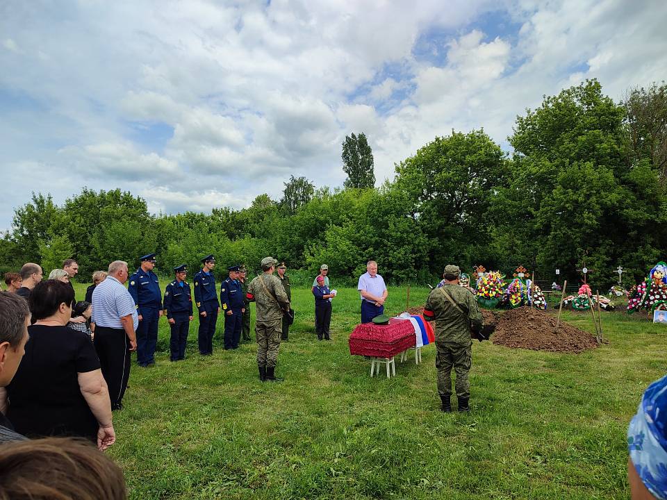 В Воронежской области похоронили погибшего на Украине 27-летнего контрактника