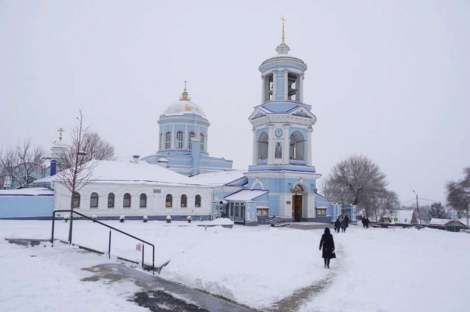 Как в храмах Воронежа будут проходить рождественские богослужения 