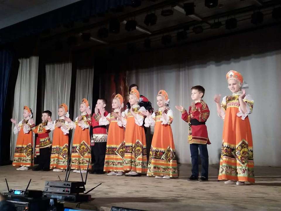 В Коминтерновском районе на гала-концерте выступили дошкольники
