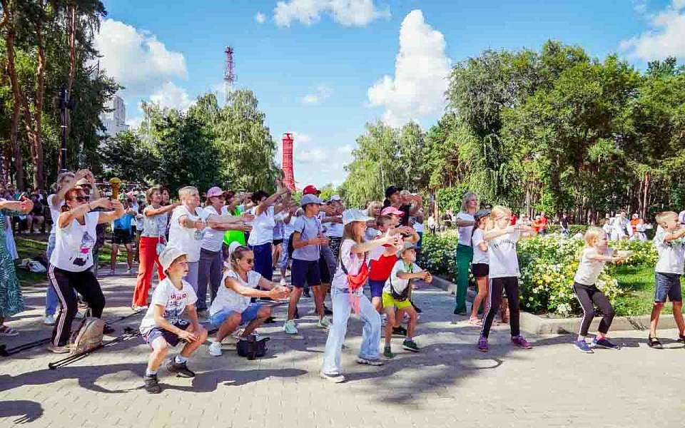 Выросло число занимающихся физкультурой в Воронежской области благодаря инструкторам