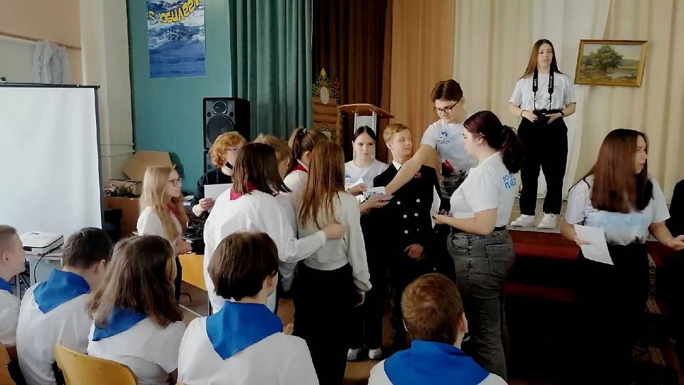 В Ленинском районе школьникам устроили квест в День космонавтики