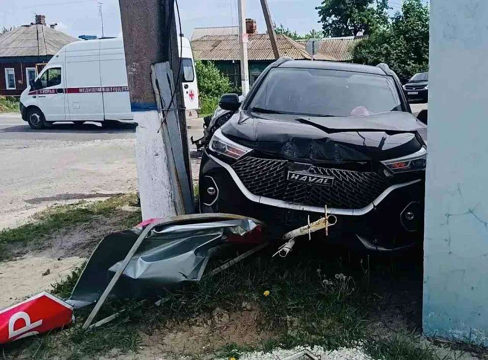 В ДТП с Haval и «Ладой Приорой» на воронежской трассе пострадала 6-летняя девочка