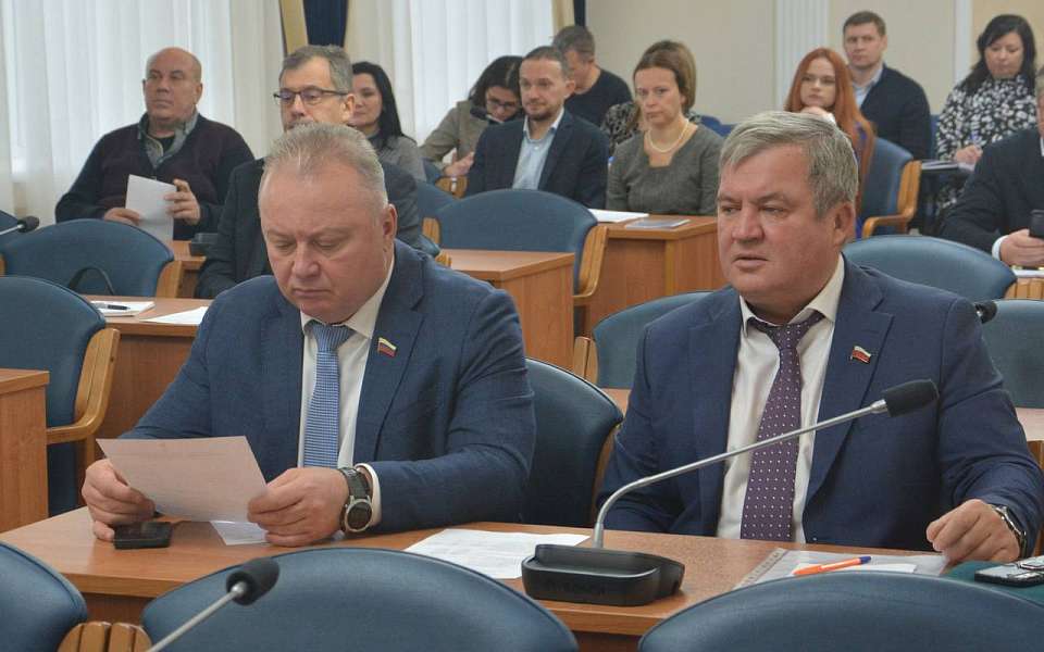 «Нулевое» чтение бюджета-2024 прошло через профильную комиссию гордумы Воронежа