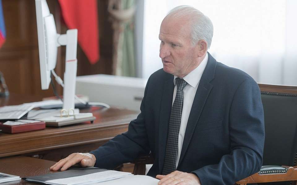 Главой Воробьевского района еще на пять лет переизбрали 66-летнего Михаила Гордиенко