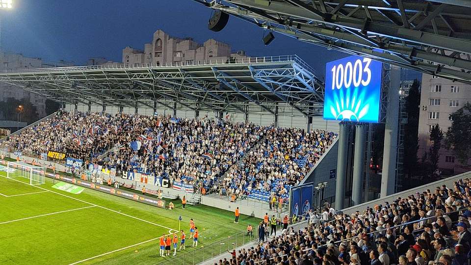 Рекорд по посещаемости стадиона установил воронежский "Факел"