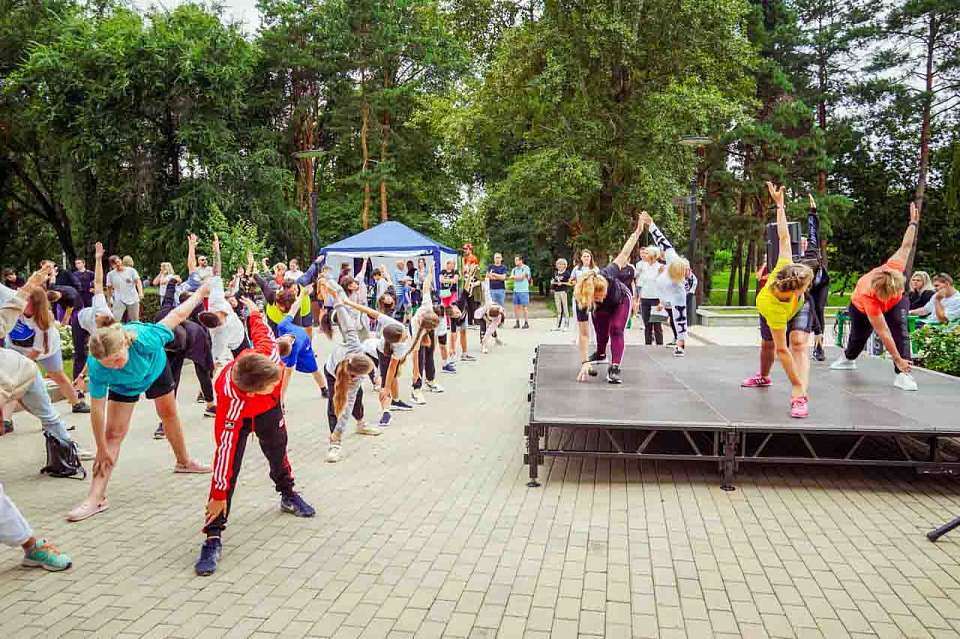 Воронежцев приглашают активно завершить длинные выходные в парках города