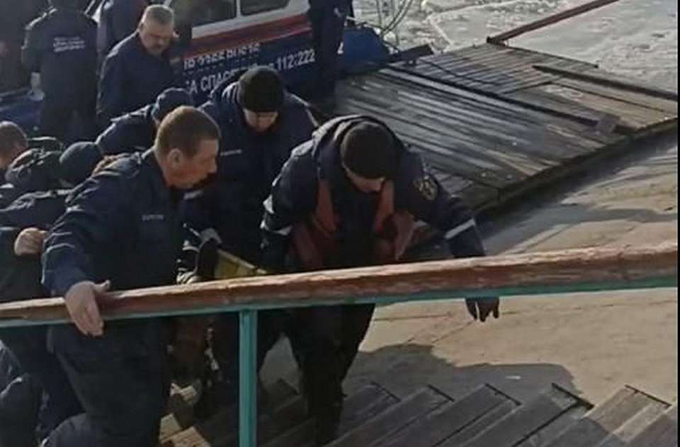 Два рыбака провалились в Воронеже под лед