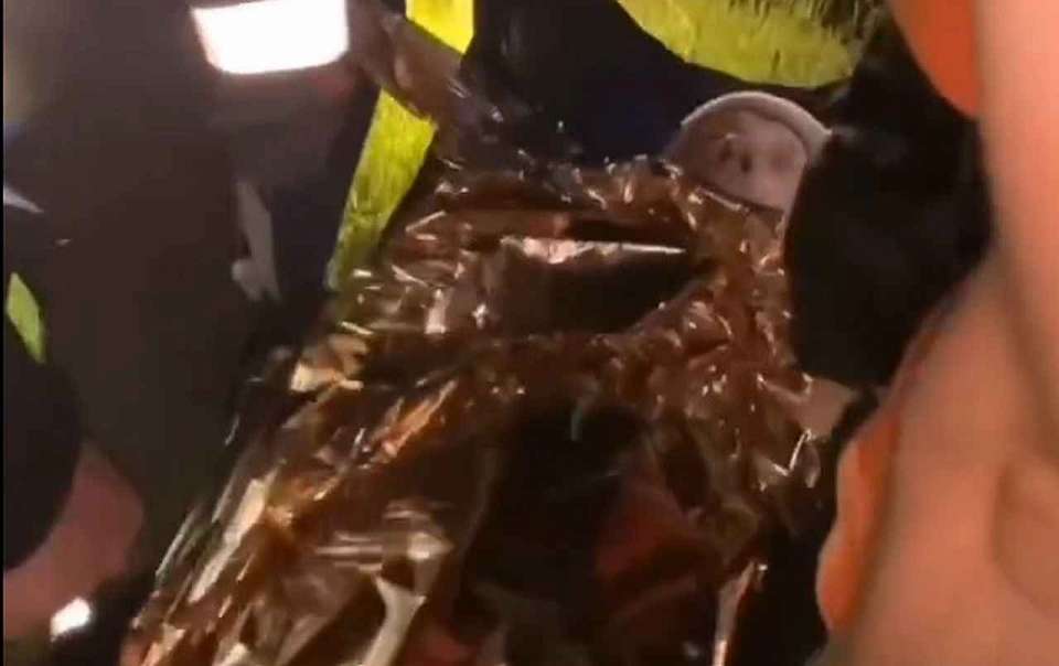 На поляне в Воронежской области нашли пропавшего без вести мужчину живым