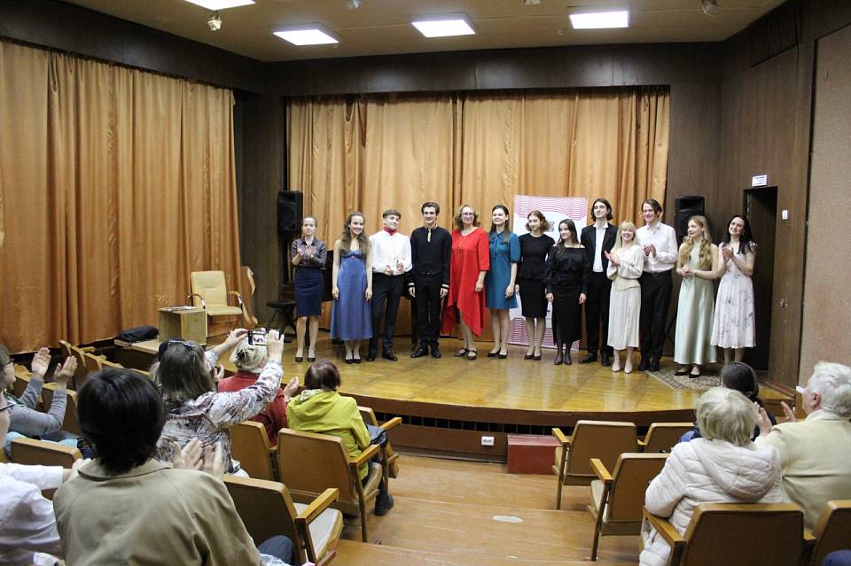 Воронежский клуб любителей музыки «На романтической волне» провел сотую встречу