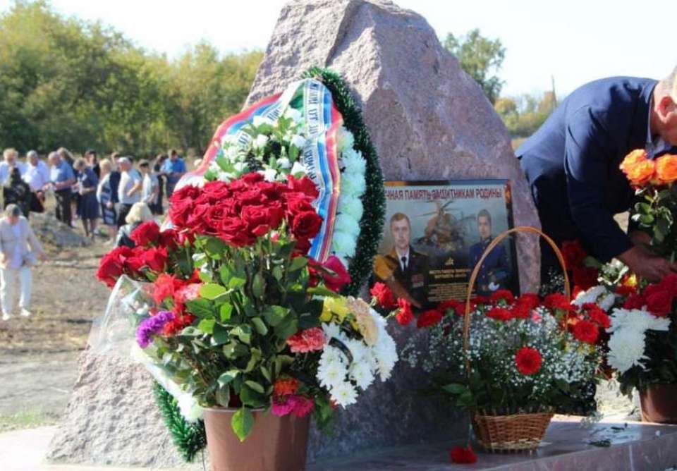 Мемориал в честь погибших в день мятежа ЧВК «Вагнер» летчиков открыли в Воронежской области