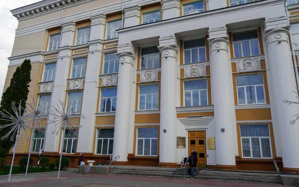 Регистраторы, земинспекторы, нотариусы и специалисты Роскадастра бесплатно проконсультируют воронежцев