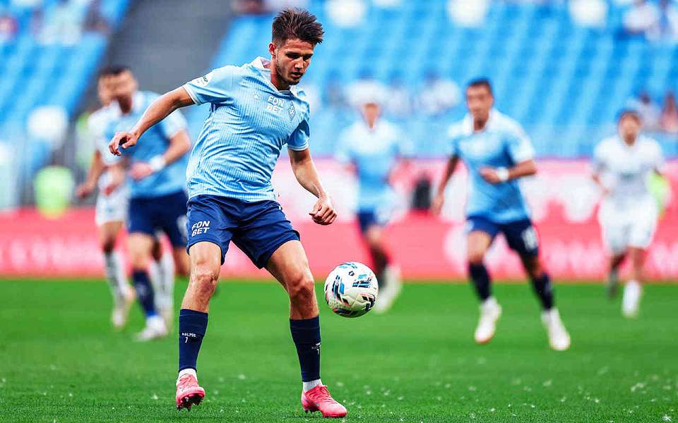 Воронежский форвард самарских «Крыльев Советов» усугубил прежнее повреждение