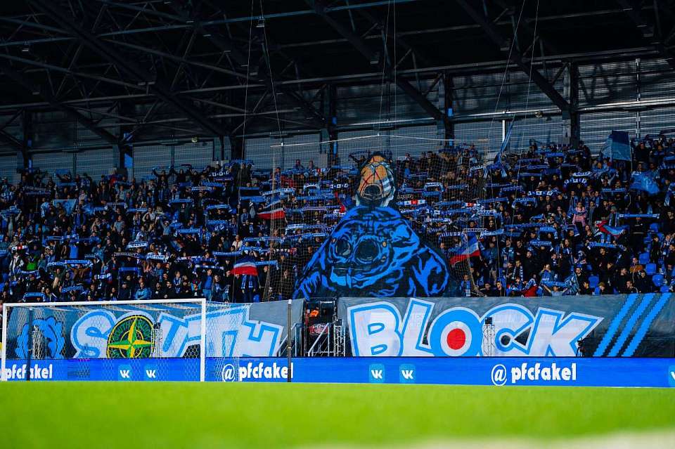 Сигнал об эвакуации прозвучал на стадионе во время матча "Факела" с "Чайкой"