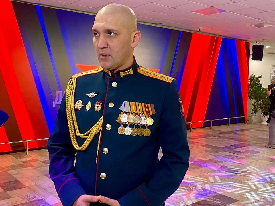 Интервью с офицером и поэтом Русланом Даутовым