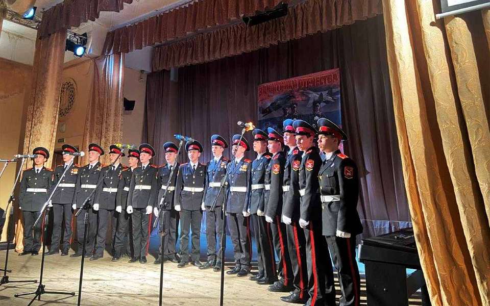 В районных управах Воронежа идёт прием заявок на фестиваль солдатской и патриотической песни 