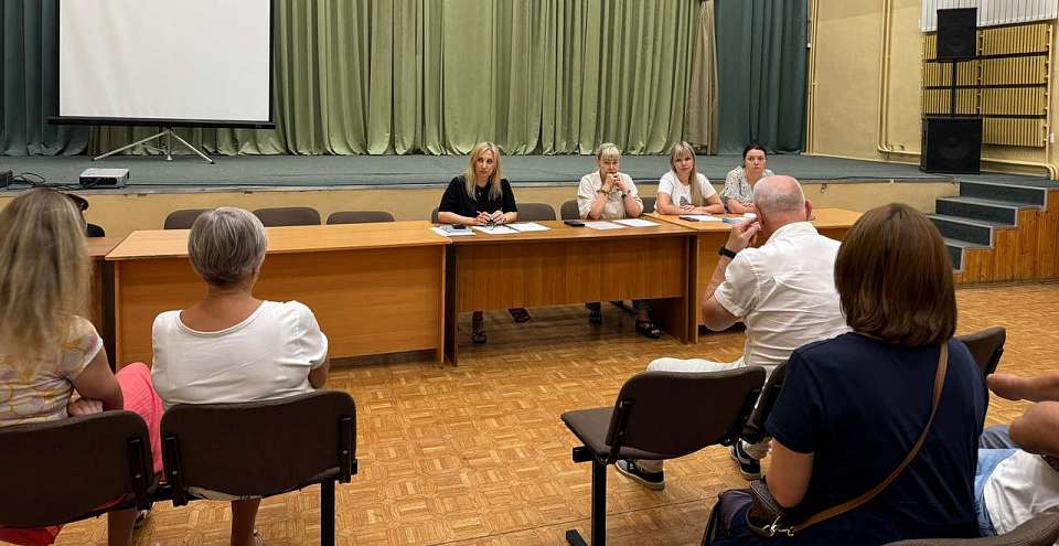 В Коминтерновском районе призвали соблюдать правила благоустройства