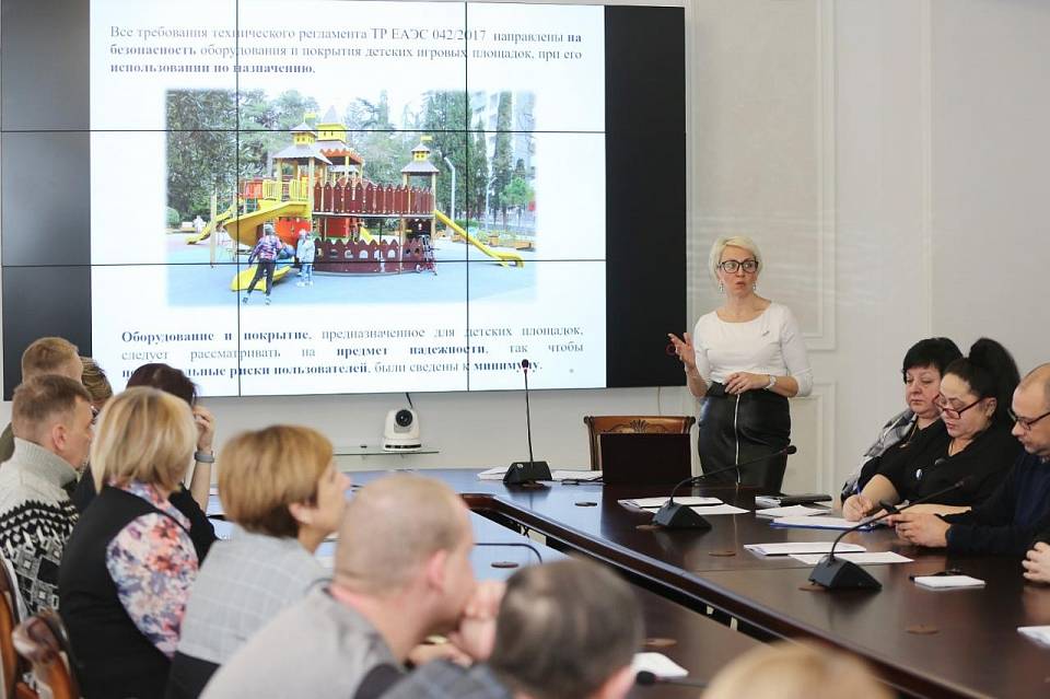 «Полет» с ветерком: воронежцам напомнили о правилах безопасного поведения при катании с горок