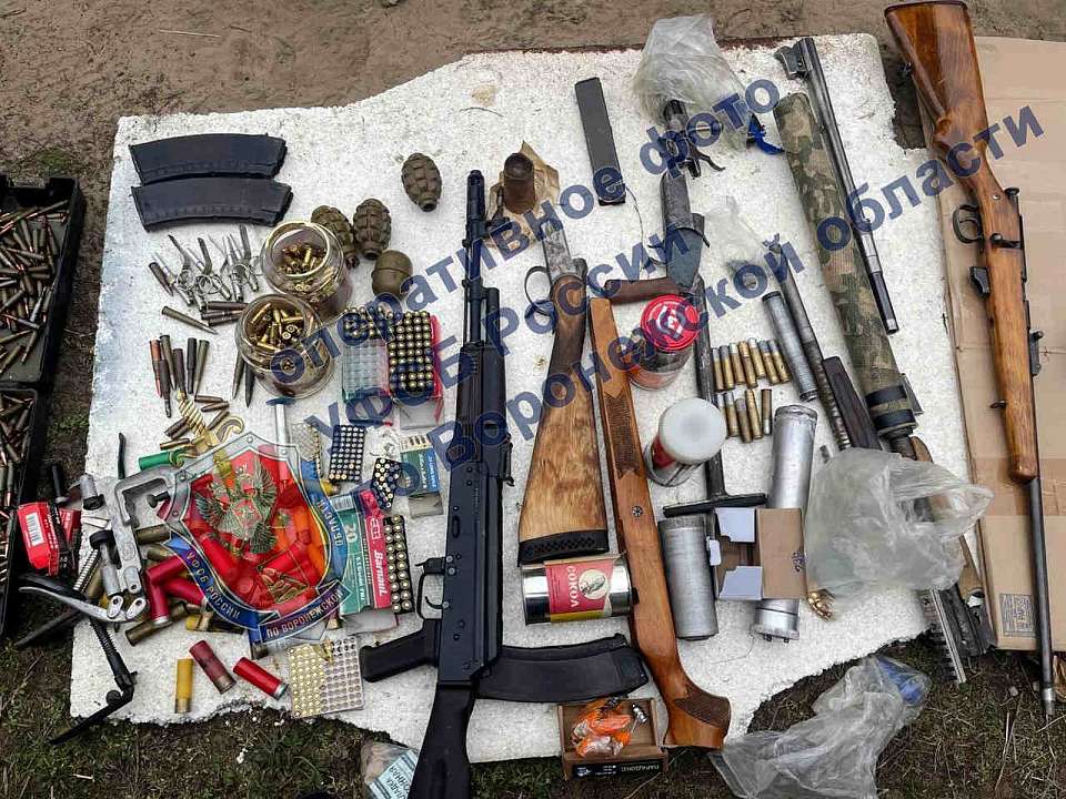 Воронежский торговец оружием получил 8 лет колонии