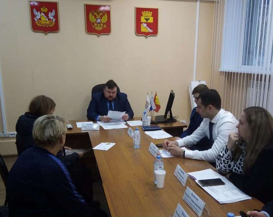 Министра архитектуры и градостроительства региона провел личный прием граждан