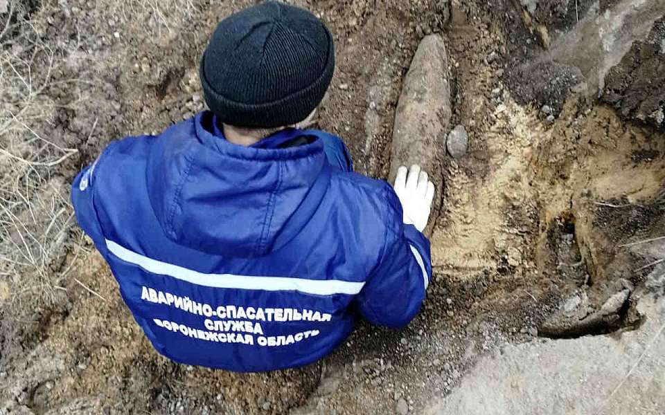 Три боеприпаса взорвали в Воронежской области