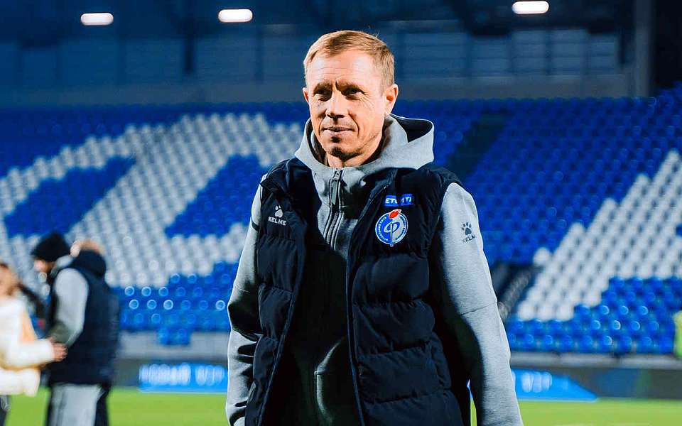 Тренер воронежского «Факела» Олег Василенко: «Наша идея – становиться сильнее каждый день»