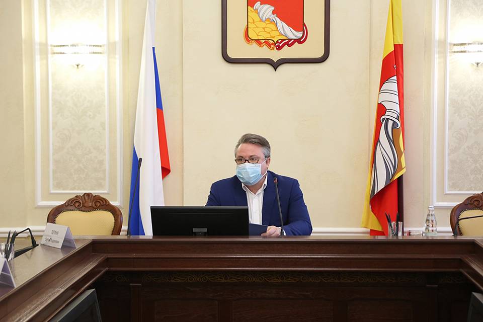 Вадим Кстенин поручил главам районных управ усилить работу по наведению чистоты в городе
