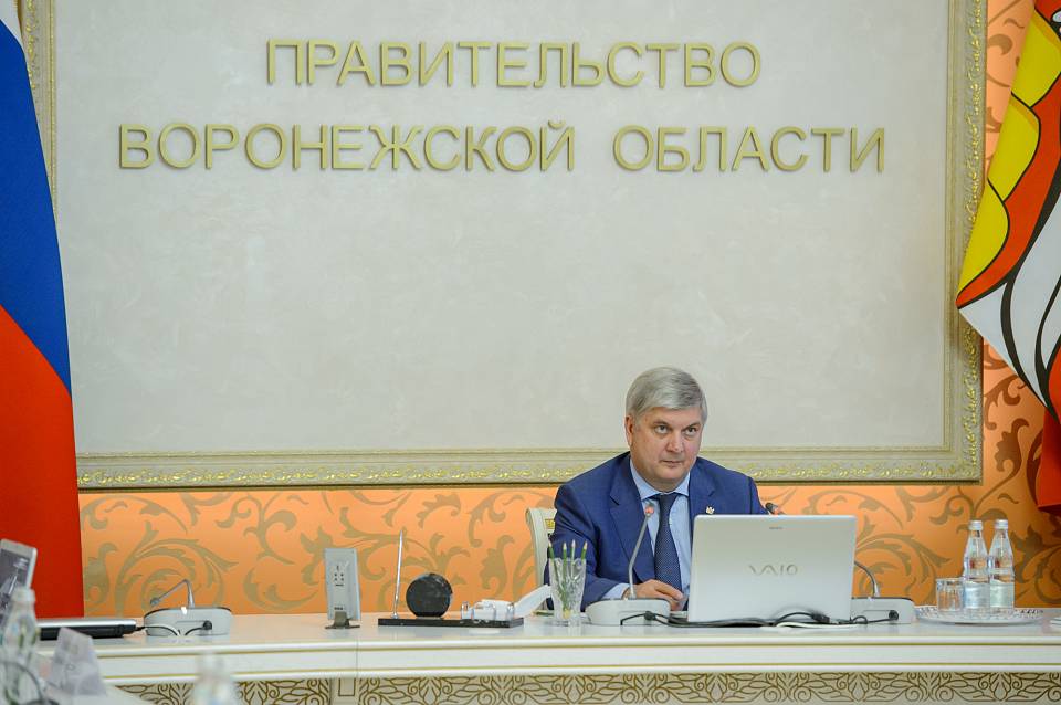 Воронежский губернатор назвал скандальные причины увольнения Юрия Бая