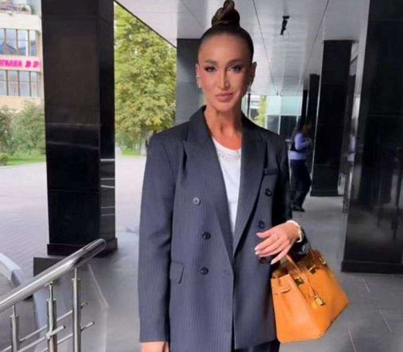 В Воронеж приехала известная телеведущая Ольга Бузова