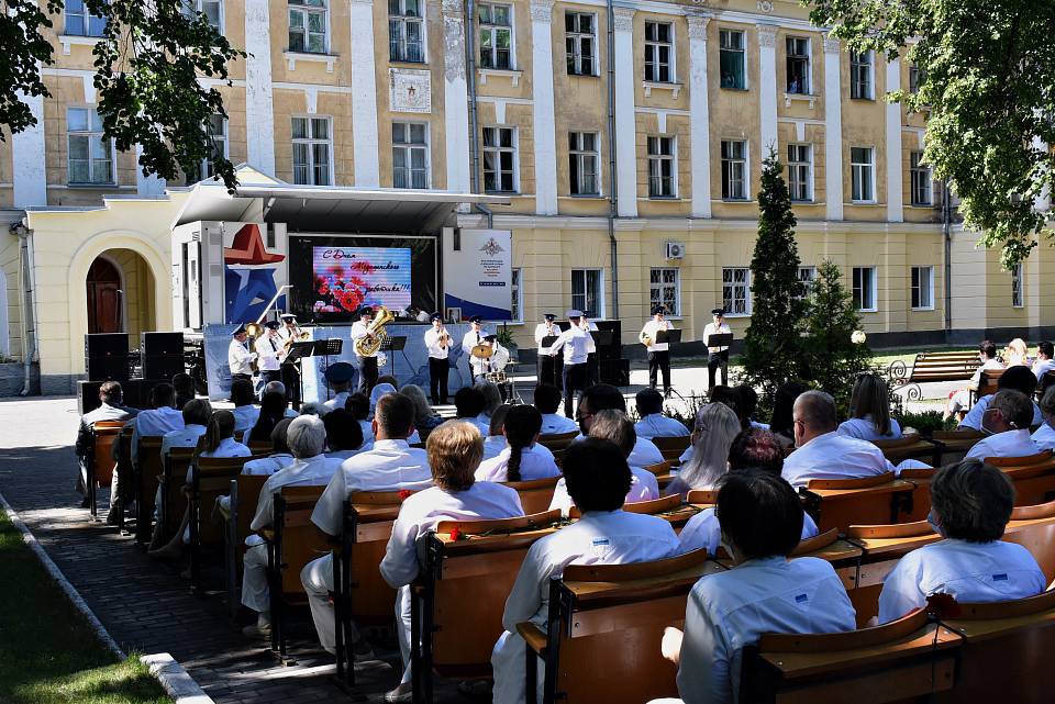 В Ленинском районе Воронежа чествовали медицинских работников 