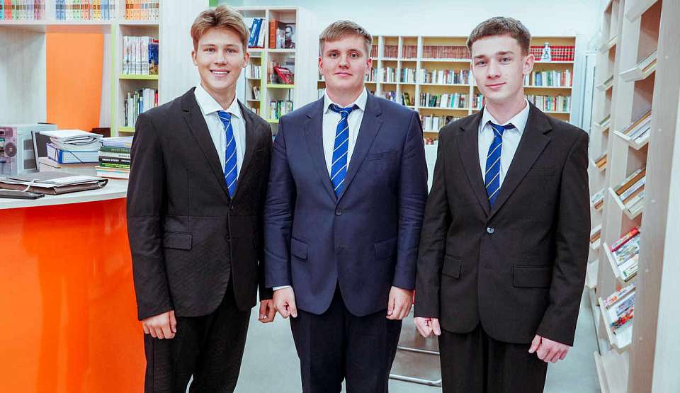 Воронежские школьники приняли участие в международной выставке для начинающих учёных