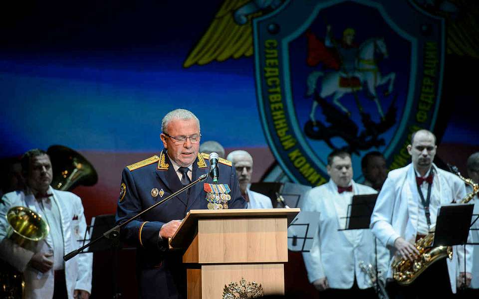 На пенсию вышел 53-летний глава воронежского управления СКР  