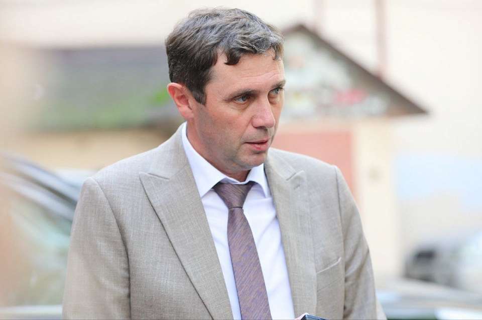 Власти Воронежа готовы предоставить жителям пострадавших от падения обломков домов временное жильё