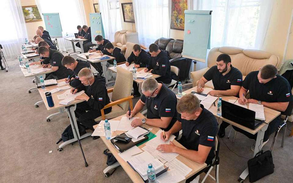 О завершении первого этапа программы «Герои земли Воронежской» рассказал Александр Гусев