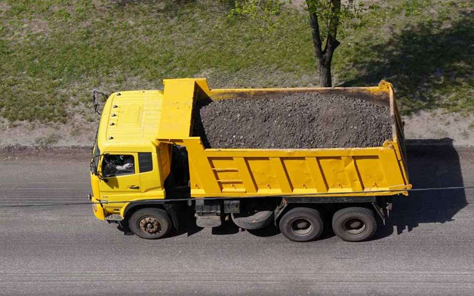 Житель Дагестана угнал с АЗС под Воронежем самосвал, чтобы доехать до Москвы