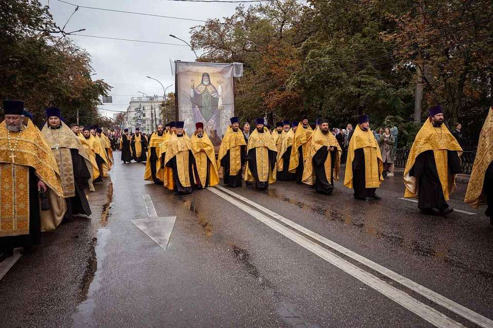 В Воронеже прошел общегородской крестный ход