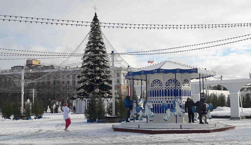 Воронежцам рассказали, могут ли отменить в городе новогодние мероприятия