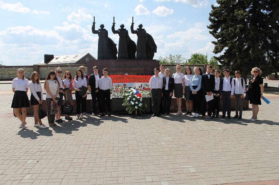 Школьники из Ленинского района прошли дорогами войны