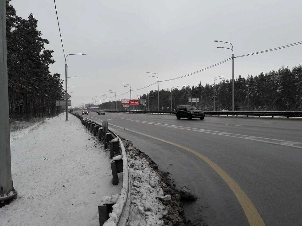 Об опасности снегопада на трассе М-4 «Дон» в Воронежской области предупреждают автомобилистов