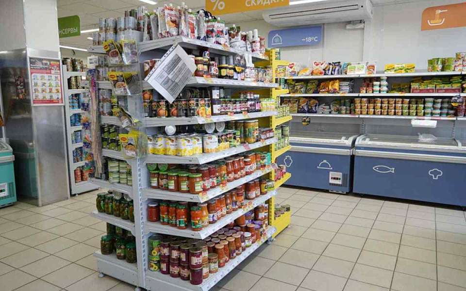 Слухи о продуктовом коллапсе в Воронеже из-за мобильного интернета опровергли власти региона