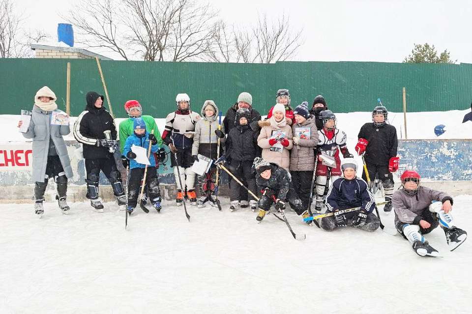 Ледовая площадка в Сомово вновь приняла соревнования по хоккею