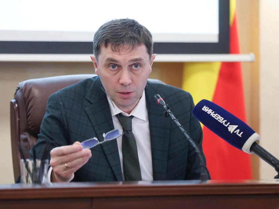 В мэрии Воронежа обсудили 72 технологических ограничения и подготовку к Крещению Господню